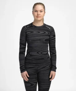 Aclima Women's WarmWool Crewneck Black Motion