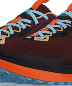 Altra Women's Experience Wild 2 Maroon