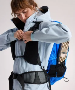 Arc'teryx Women's Beta AR Jacket Alpine Blue