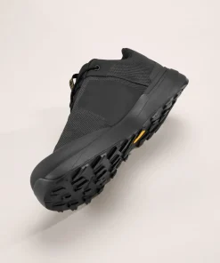 Arc'teryx Women's Kopec Gore-Tex Black/yukon