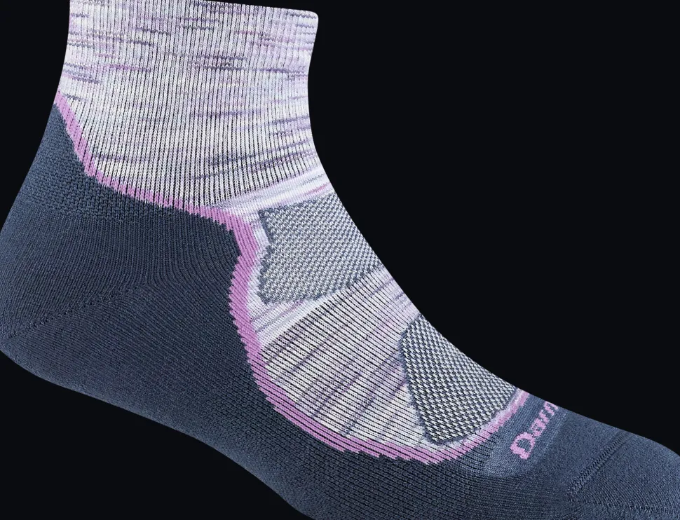 Darn Tough Women's Light Hiker 1/4 Lightweight Hiking Sock Cosmic Purple