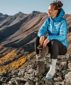 Darn Tough Women's Mountaineering Micro Crew Heavy With Full Cushion Reed
