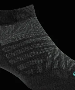 Darn Tough Women's Run No Show Tab Ultra-Lightweight Black