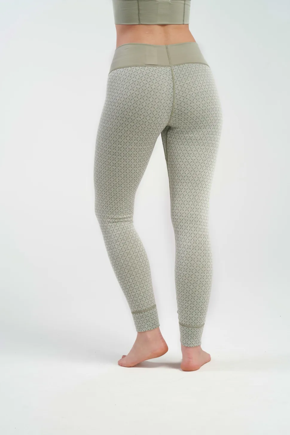 Devold Women's Kvitegga Merino 230 Longs Raw White