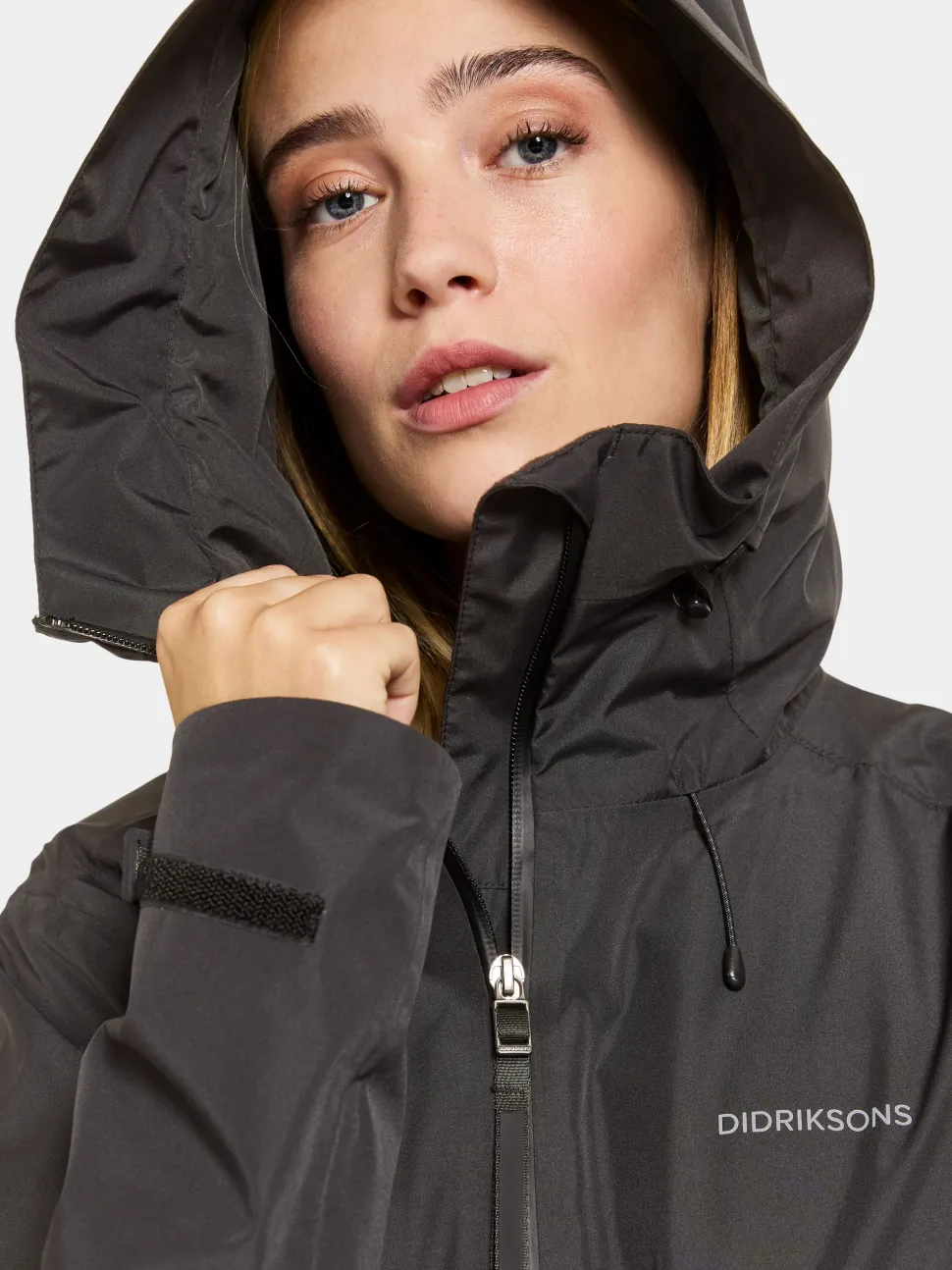 Didriksons Women's Nadja Parka Long 4 Black
