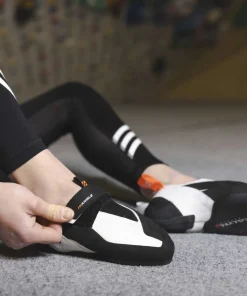 FiveTen Women's Hiangle Climbing Shoes Cloud White/Core Black/Signal Coral