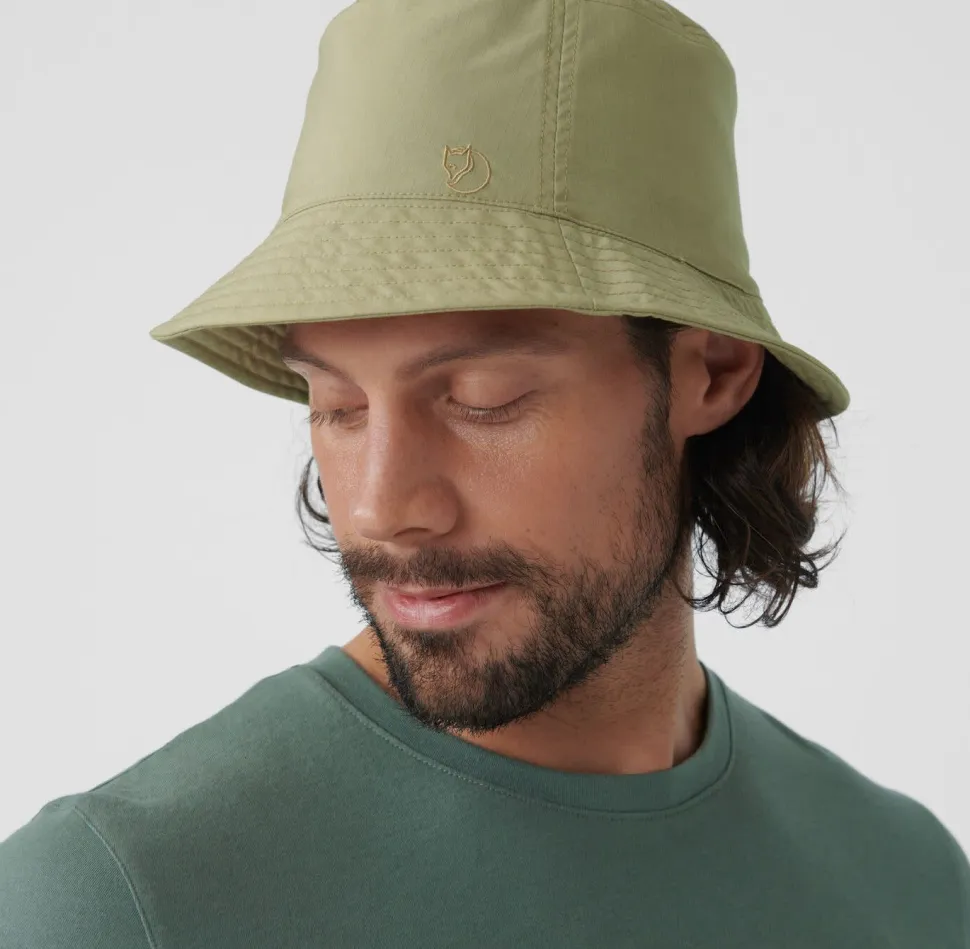 Fjällräven Reversible Bucket Hat Sand Stone-Light Olive