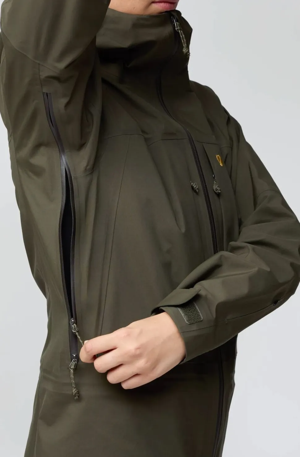 Fjällräven Women's Bergtagen GORE-TEX Touring Jacket Black