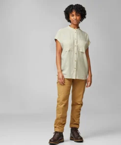 Fjällräven Women's Övik Hemp Shirt Short Sleeve Chalk White