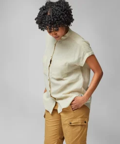 Fjällräven Women's Övik Hemp Shirt Short Sleeve Chalk White