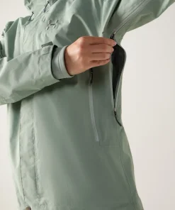 Haglöfs Women's Astral GORE-TEX II Jacket Dew Green