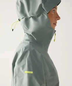 Haglöfs Women's L.I.M Airak GORE-TEX Jacket Dew Green