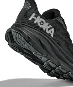 Hoka Women's Clifton 9 GORE-TEX Black / Black