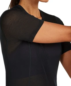Icebreaker Women's Merino 75 Cool-Lite Featherlight Shortsleeve Crewe Black