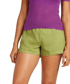 Icebreaker Women's Merino 75 Cool-Lite Featherlight Shortsleeve Crewe Passion