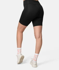 Kari Traa Women's Ava 8 Inch Shorts Black