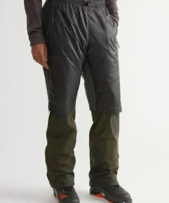 Klättermusen Unisex Lovar Shorts Raven