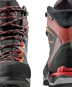 La Sportiva Women's Trango Tech Leather Gore-Tex Carbon/velvet