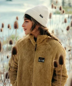 Lundhags Core Ribbed Beanie Chalk White