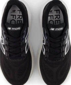 New Balance Women's Fresh Foam X More v6 Black
