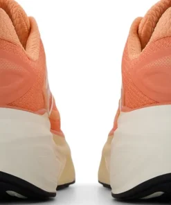 New Balance Women's Fresh Foam X More v6 Peach Nectar