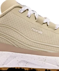 Norda Women's 002 Sand