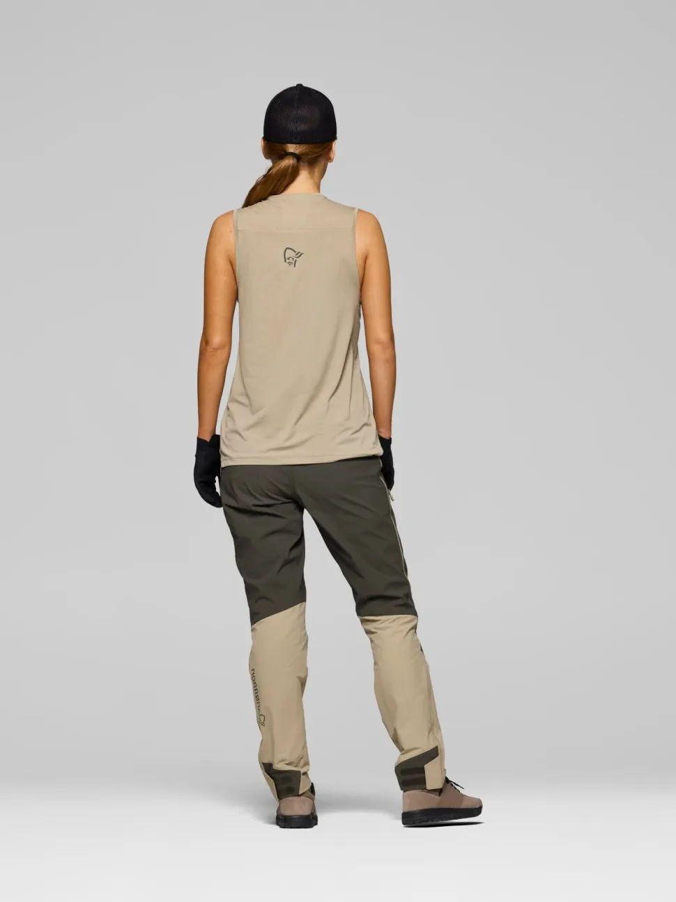 Norrøna Women's Fjørå Equaliser Sleeveless Winter Twig