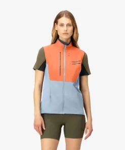Norrøna Women's Senja Aero90 Vest Flamingo/Blue Fog