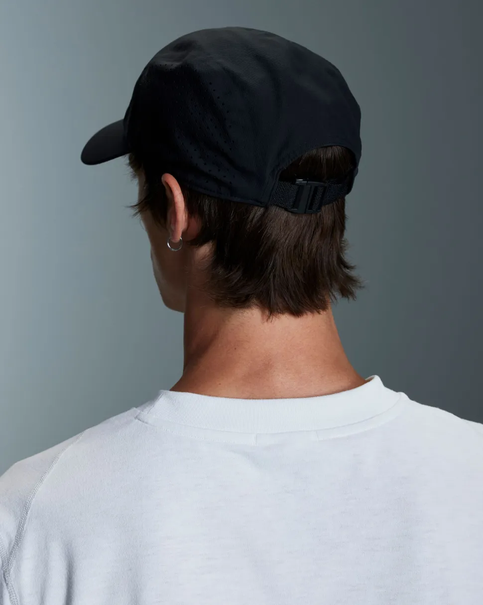On Unisex Lightweight Cap Black