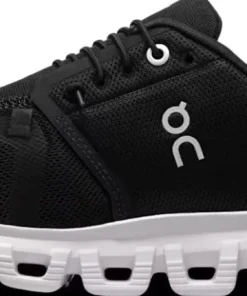 On Women's Cloud 6 Black/White