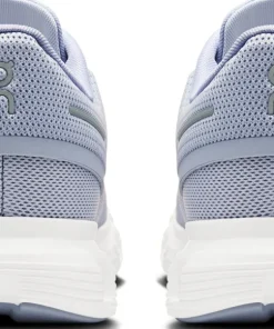 On Women's Cloud 6 Nimbus / White