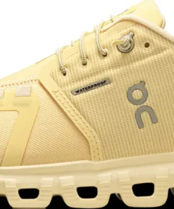 On Women's Cloud 6 Waterproof Nectar/Castor