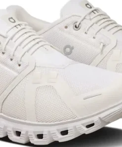 On Women's Cloud 6 White/White