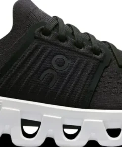 On Women's Cloudswift 4 Black/White