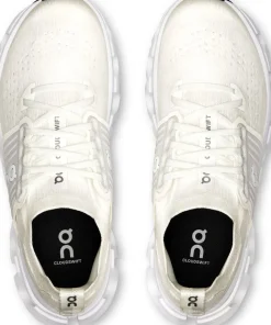 On Women's Cloudswift 4 White/White