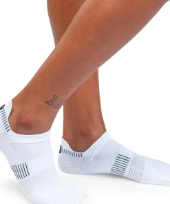 On Women's Performance Mid Sock White/Black