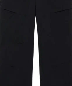 On Women's Trek Pants Black