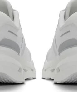 On Wommen's Cloudrunner 3 White/Ivory