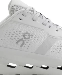On Wommen's Cloudrunner 3 White/Ivory