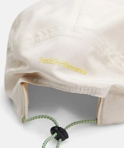 Peak Performance Lightweight Cap Sand Fog