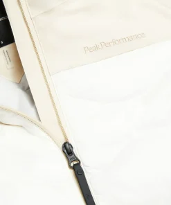 Peak Performance Women's Silverchute Helium Jacket Sand Fog/vintage White/