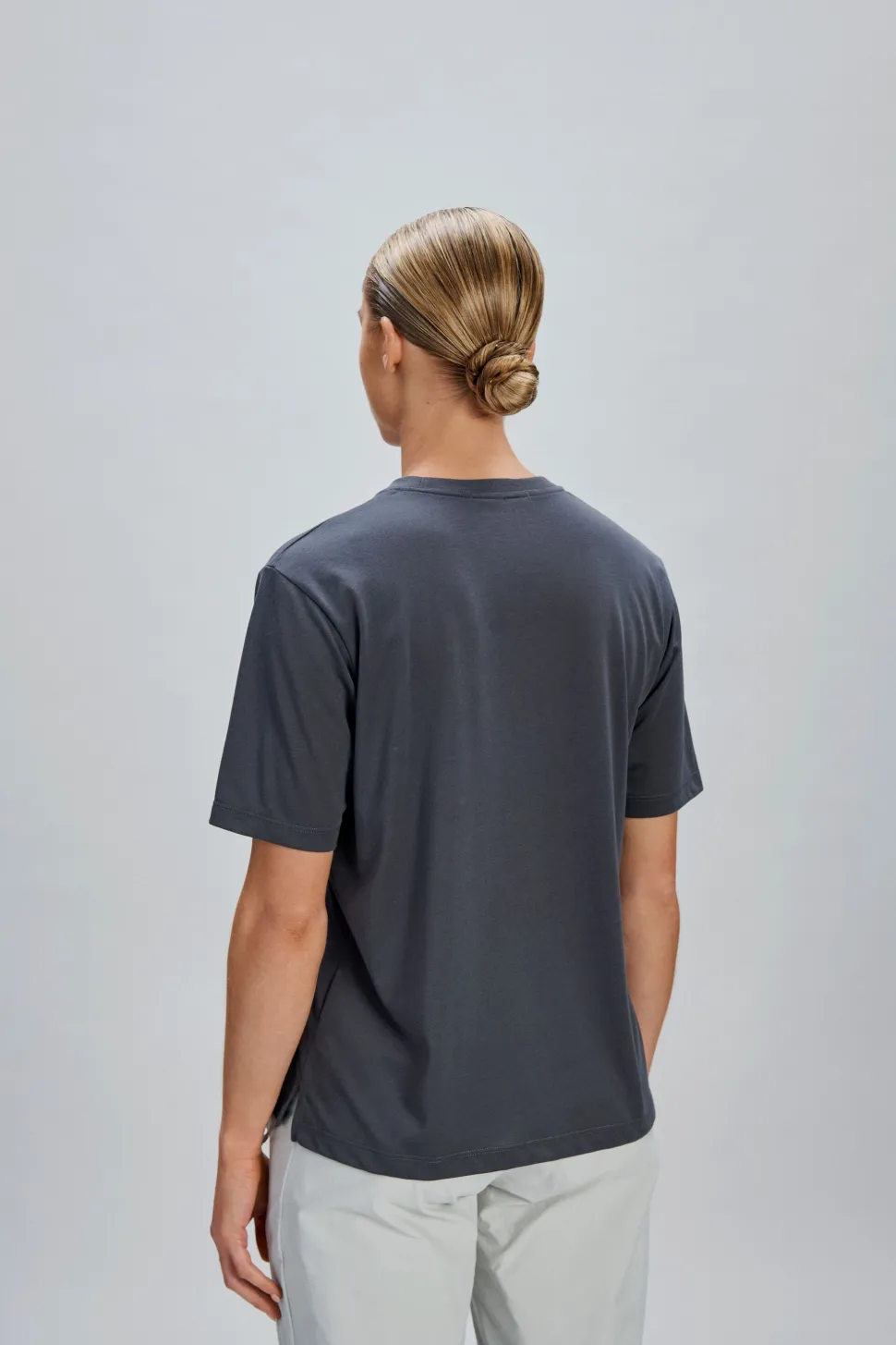 POC Women's Motion Short Sleeve MTB Jersey Sylvanite Grey