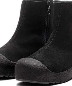 Pomar Women's Kallio GORE-TEX Ankle Boot Black Suede(fur L) Curling