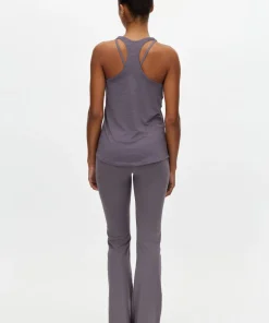 Röhnisch Women's Motion Racerback Tank Smoky Lavendel