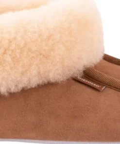 Shepherd of Sweden Moa Chestnut