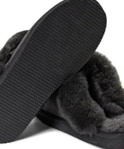 Shepherd of Sweden Women's Jessica Matt Black