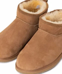 Shepherd of Sweden Women's Kim Chestnut