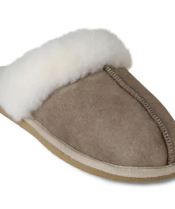 Shepherd of Sweden Women's Jessica Stone