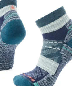 Smartwool Women's Hike Light Cushion Margarita Ankle Socks Frosty Green