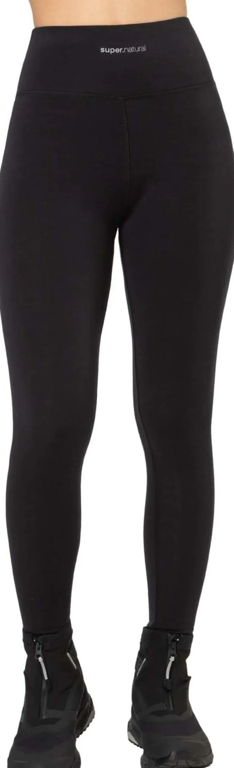 super.natural Women's Comfy High Rise Tight Jet Black